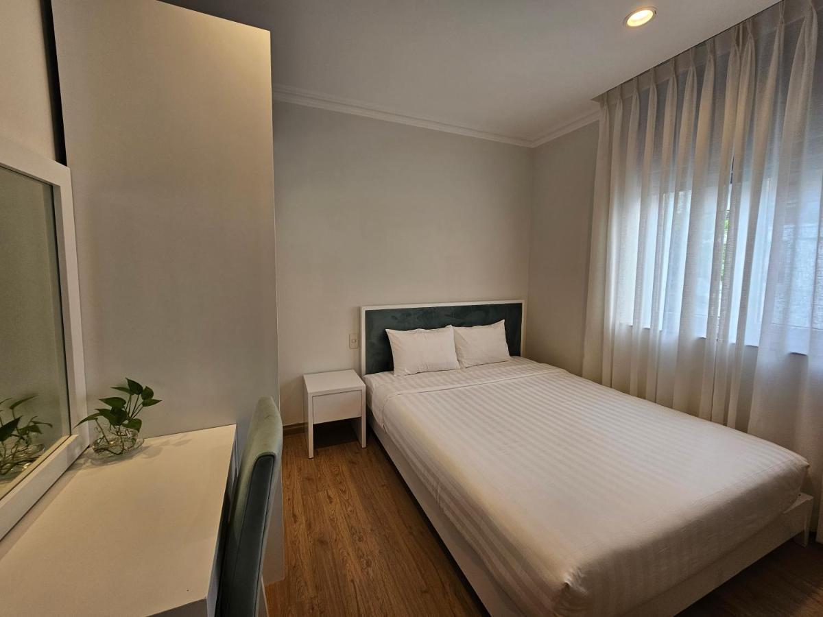 Song Hung 1 Luxury Hotel & Apartments Ho Chi Minh City Bagian luar foto